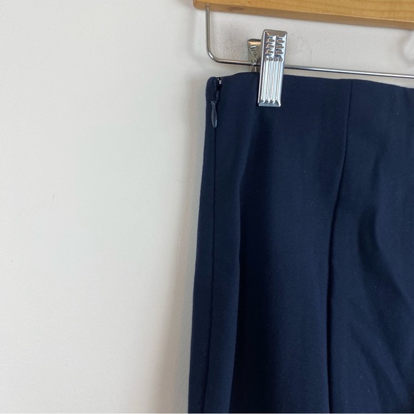 Theory Slit Legging in Eco Stretch Cotton Crop Dark Navy Blue - Picture 4 of 9